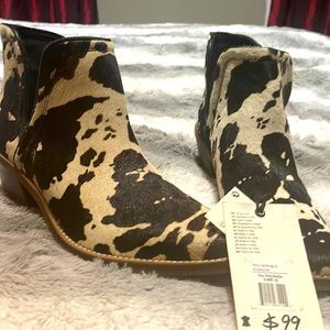 Myra cow boots size 9